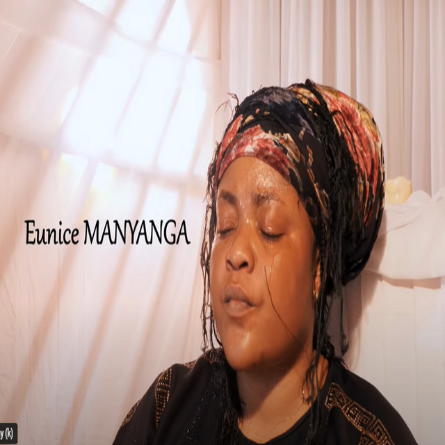 Eunice Manyanga - Hommage Maman Rebecca Tshimpe
